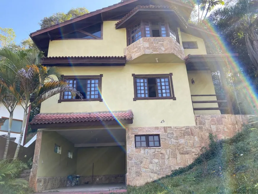 Foto 1 de Casa de Condomínio com 3 Quartos à venda, 215m² em Arujá Country Club, Arujá