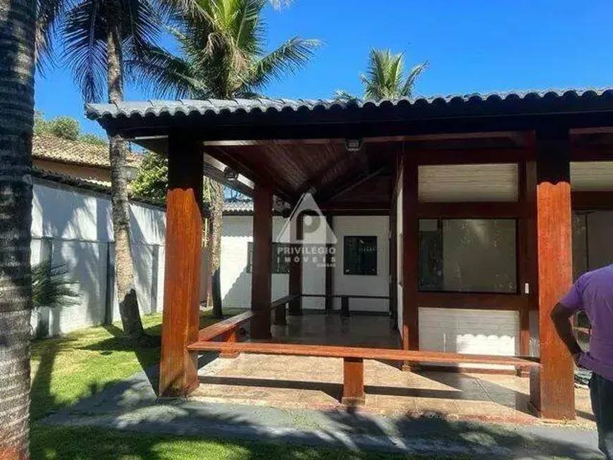 Foto 1 de Casa de Condomínio com 4 Quartos à venda, 600m² em Vargem Grande, Rio de Janeiro