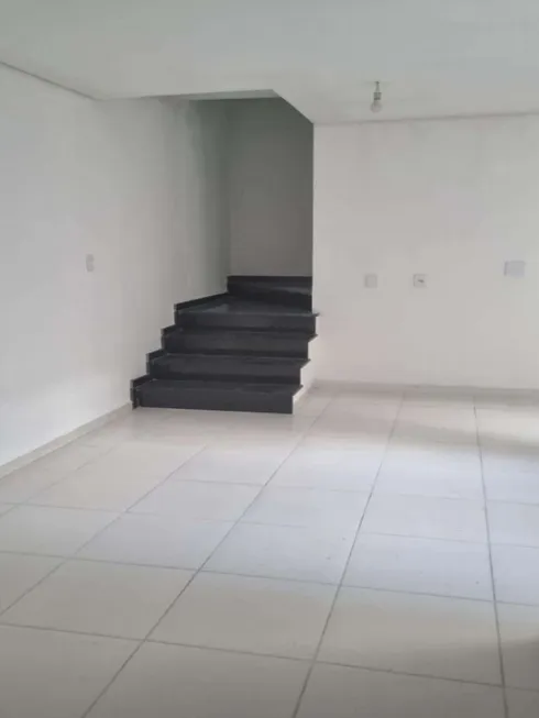 Foto 1 de Cobertura com 2 Quartos à venda, 57m² em Vila Lutecia, Santo André