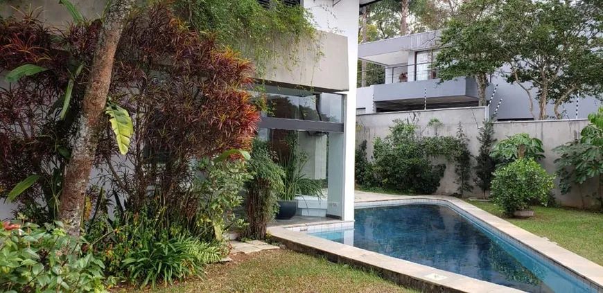 Foto 1 de Casa com 4 Quartos à venda, 620m² em Jardim Guedala, São Paulo