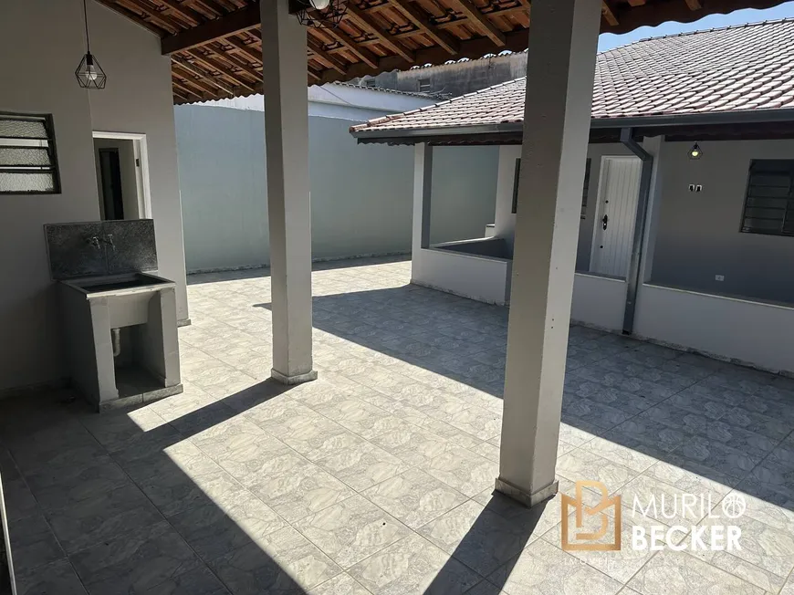 Foto 1 de Casa com 3 Quartos à venda, 150m² em Parque Residencial Maria Elmira , Caçapava