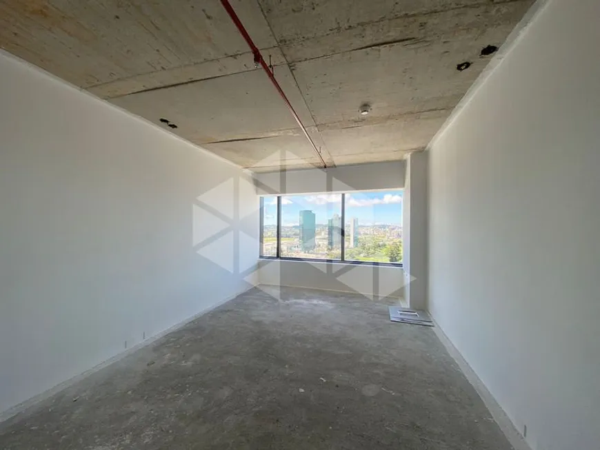 Foto 1 de Sala Comercial para alugar, 37m² em Praia de Belas, Porto Alegre