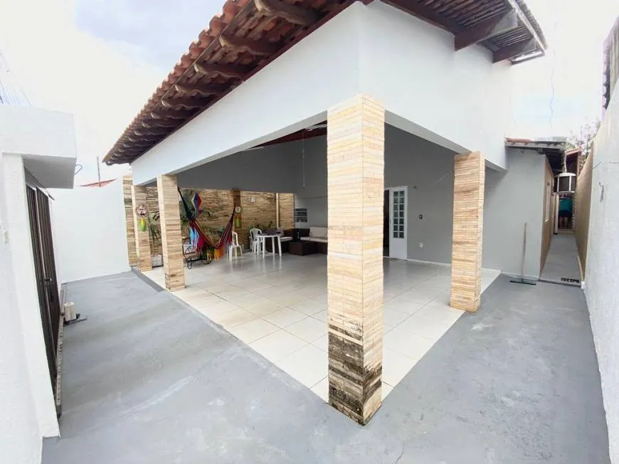 Foto 1 de Casa com 3 Quartos à venda, 80m² em Costa Azul, Salvador
