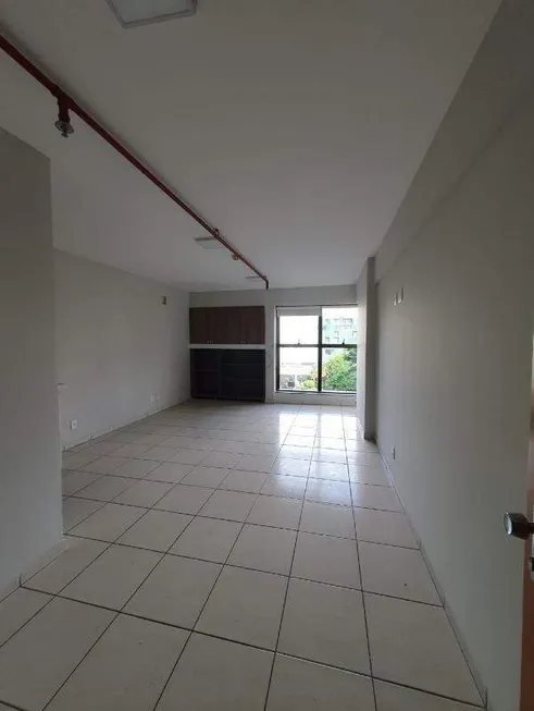 Foto 1 de Sala Comercial para alugar, 30m² em Asa Sul, Brasília