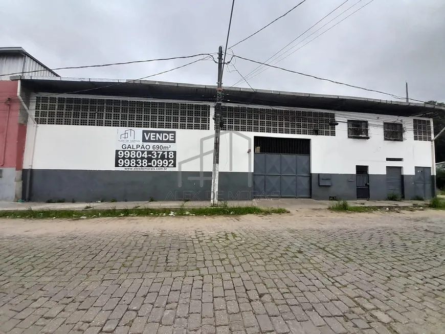 Foto 1 de Galpão/Depósito/Armazém à venda, 1100m² em Cobilândia, Vila Velha