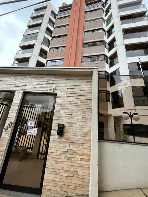 Foto 1 de Apartamento com 2 Quartos à venda, 219m² em Quilombo, Cuiabá