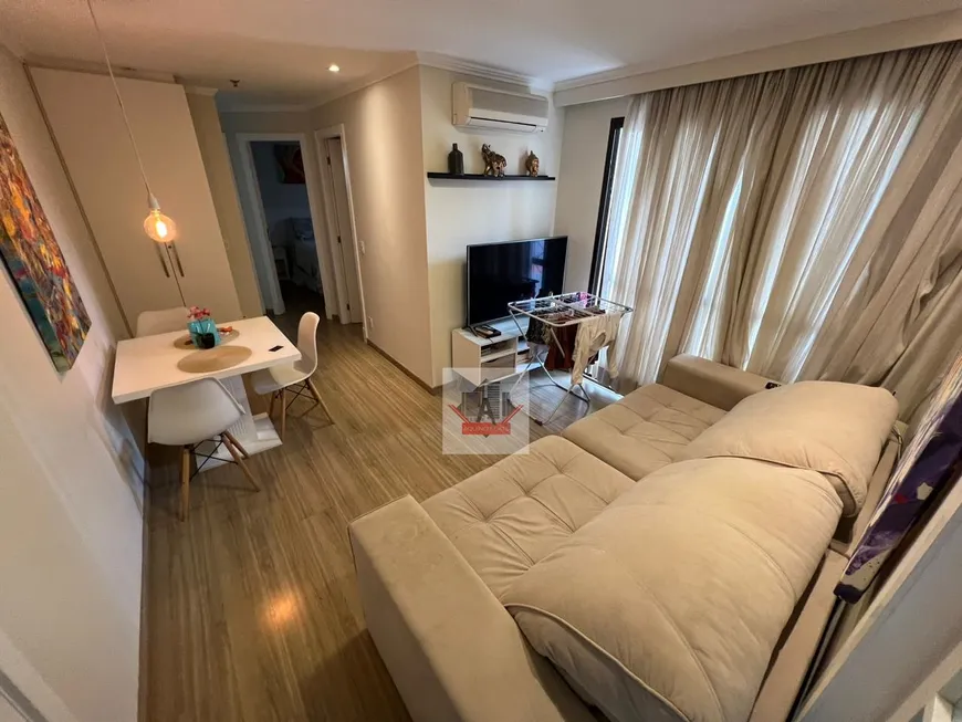 Foto 1 de Apartamento com 2 Quartos para alugar, 50m² em Vila Olímpia, São Paulo