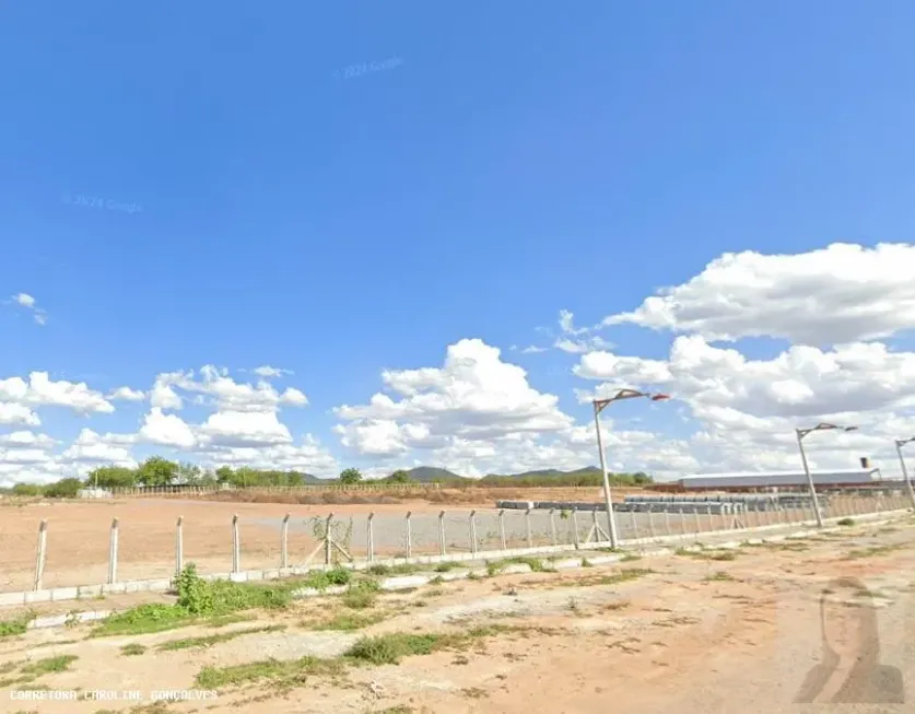 Foto 1 de Lote/Terreno à venda, 50000m² em , Guanambi