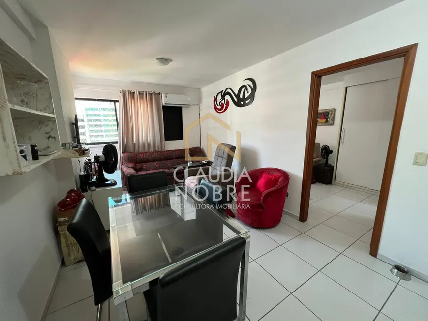 Foto 1 de Apartamento com 1 Quarto à venda, 40m² em Ponta Verde, Maceió