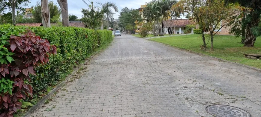 Foto 1 de Lote/Terreno à venda, 600m² em Cachoeira do Bom Jesus, Florianópolis