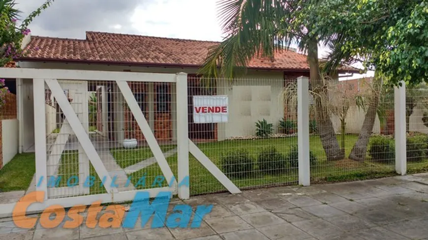 Foto 1 de Casa com 2 Quartos à venda, 120m² em Imbé, Imbé