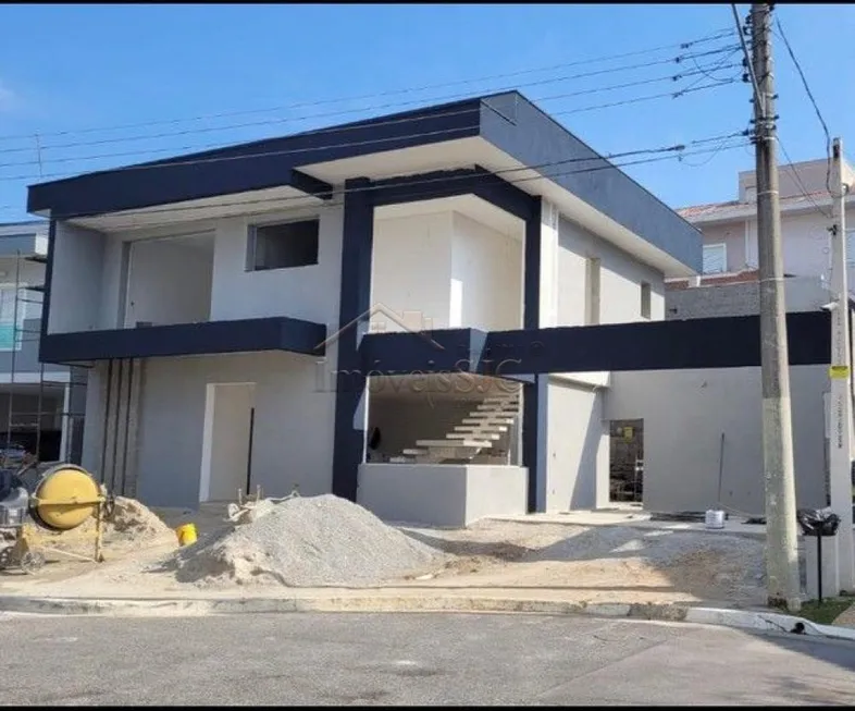 Foto 1 de Casa de Condomínio com 4 Quartos à venda, 340m² em Urbanova, São José dos Campos