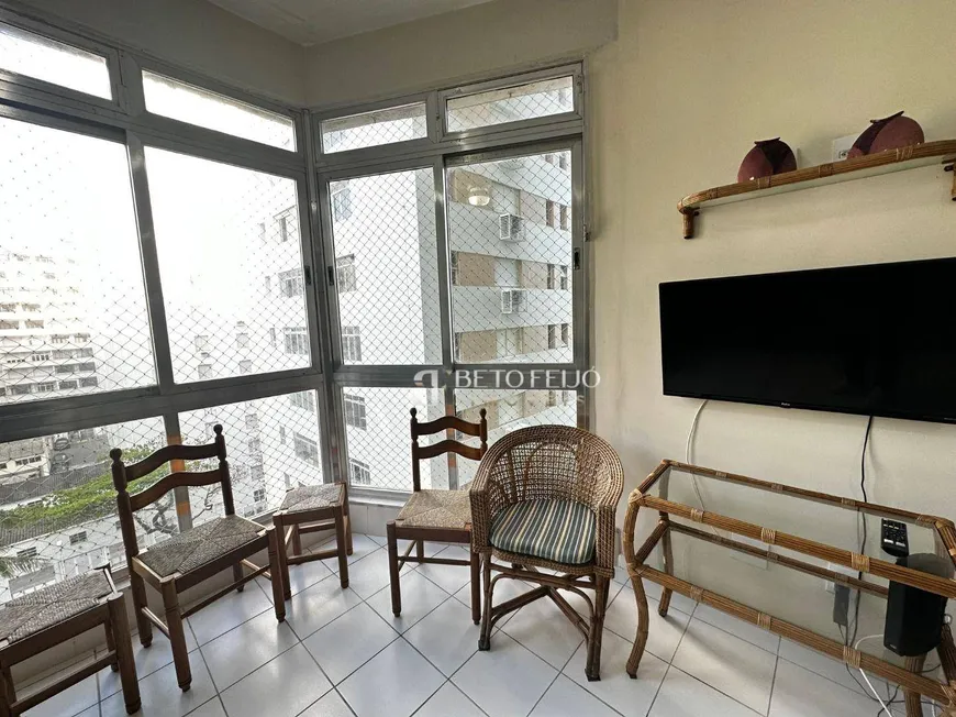Foto 1 de Apartamento com 3 Quartos à venda, 96m² em Praia das Pitangueiras, Guarujá