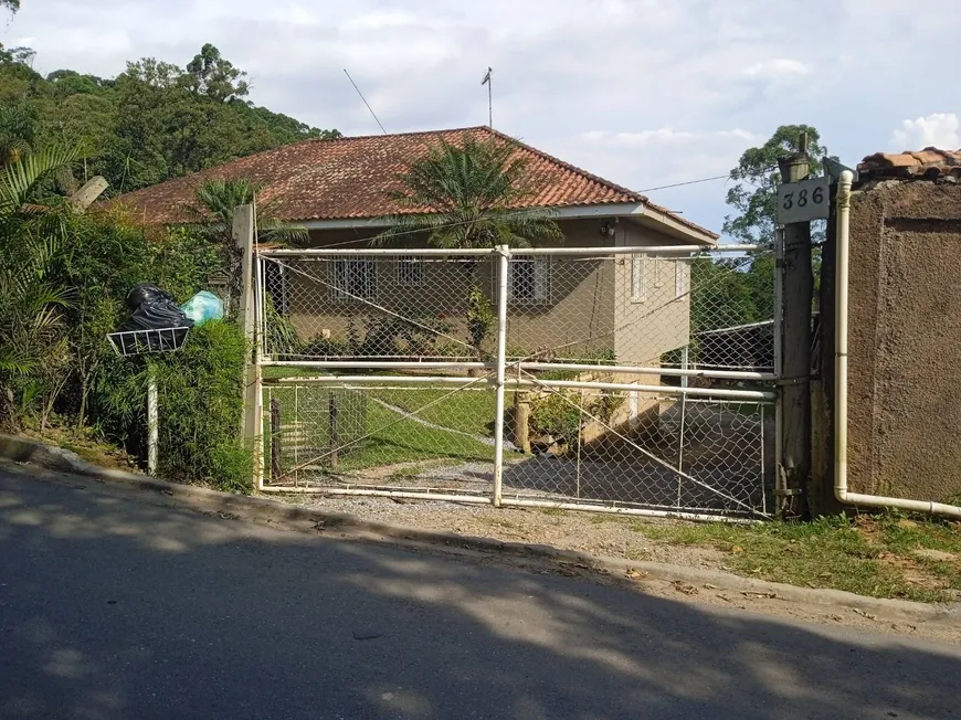 Foto 1 de Fazenda/Sítio com 3 Quartos à venda, 240m² em Quintas de Maria Elvira, Santana de Parnaíba