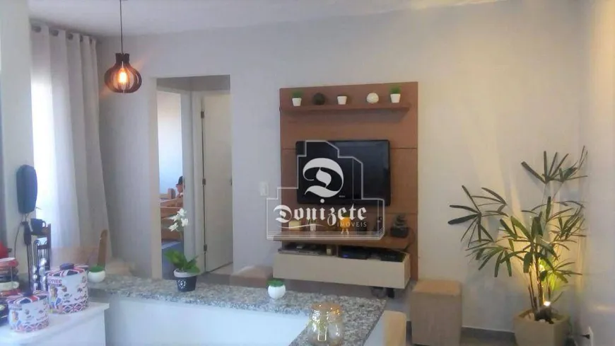 Foto 1 de Apartamento com 2 Quartos à venda, 48m² em Vila Palmares, Santo André