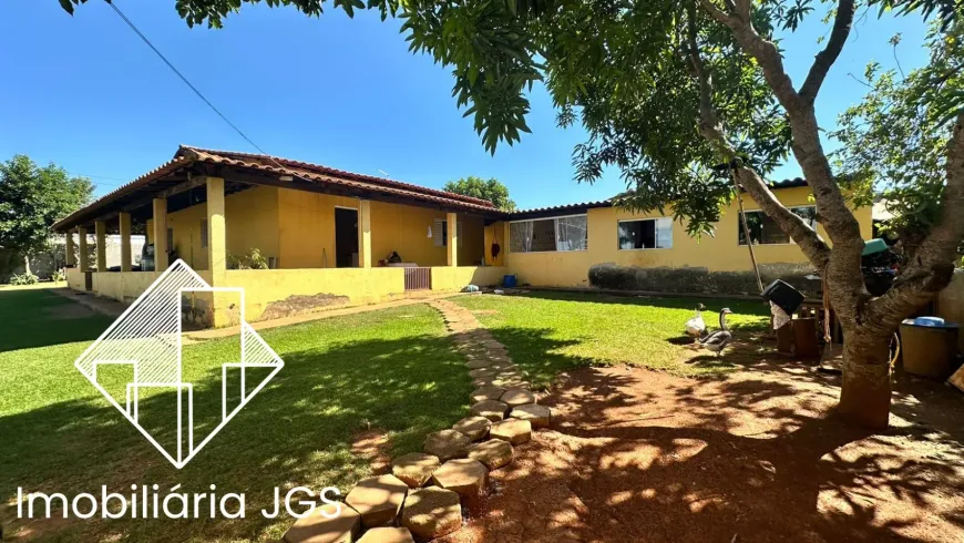 Foto 1 de Fazenda/Sítio com 3 Quartos à venda, 1000m² em Jundiaquara, Aracoiaba da Serra