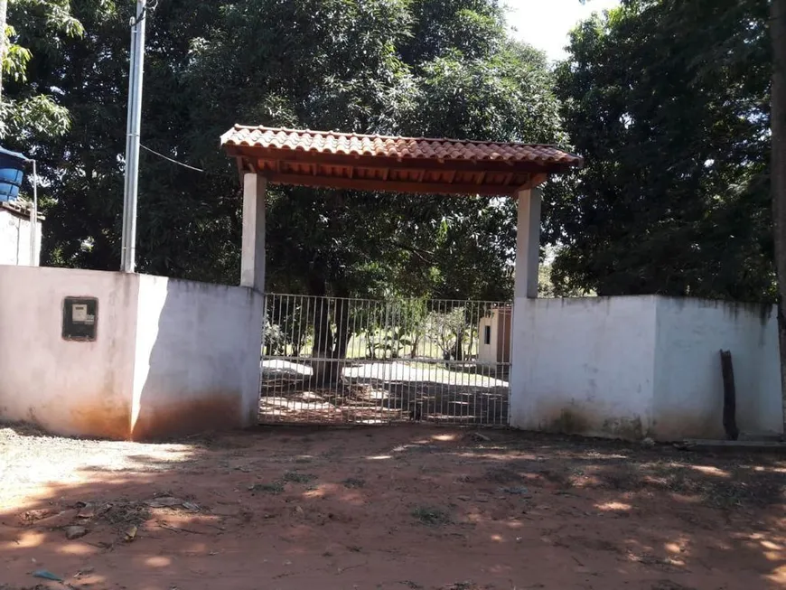 Foto 1 de Fazenda/Sítio com 2 Quartos à venda, 100m² em Zona Rural, Regente Feijó