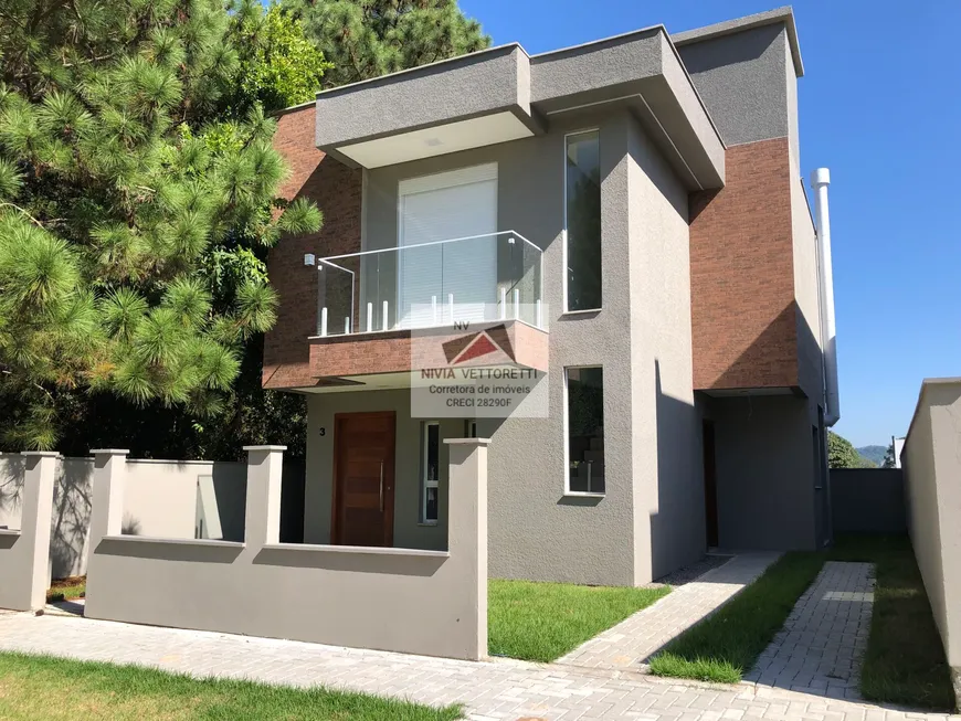 Foto 1 de Casa com 3 Quartos à venda, 122m² em São João do Rio Vermelho, Florianópolis