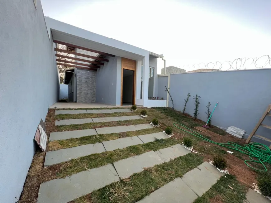 Foto 1 de Casa com 3 Quartos à venda, 90m² em Portal do Sol, Lagoa Santa