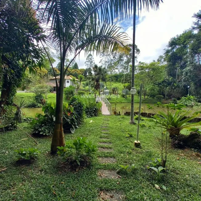 Foto 1 de Fazenda/Sítio com 3 Quartos à venda, 200m² em Salvaterra, Juiz de Fora