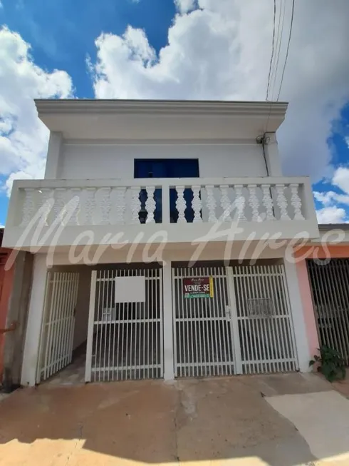 Foto 1 de Sobrado com 4 Quartos à venda, 180m² em Jardim Jockey Club, São Carlos