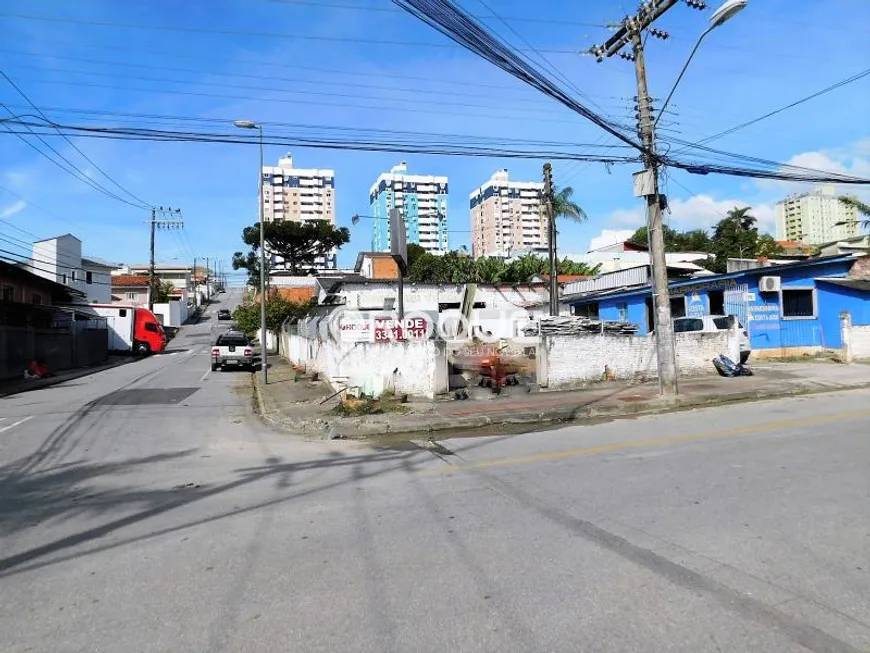 Foto 1 de Lote/Terreno à venda, 654m² em Jardim Cidade de Florianópolis, São José