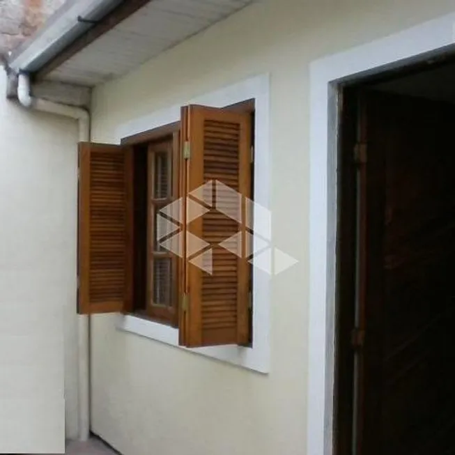 Foto 1 de Casa com 2 Quartos à venda, 85m² em Hípica, Porto Alegre