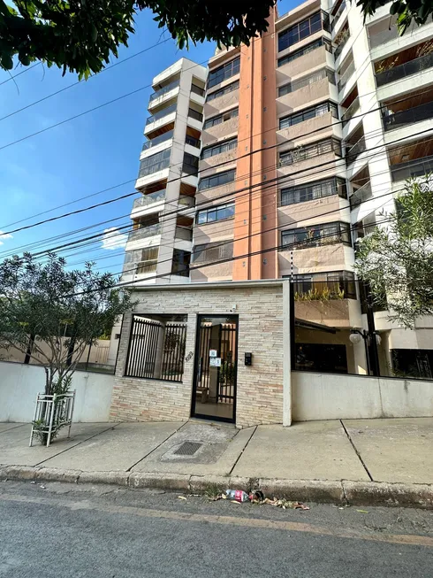 Foto 1 de Apartamento com 3 Quartos à venda, 175m² em Quilombo, Cuiabá
