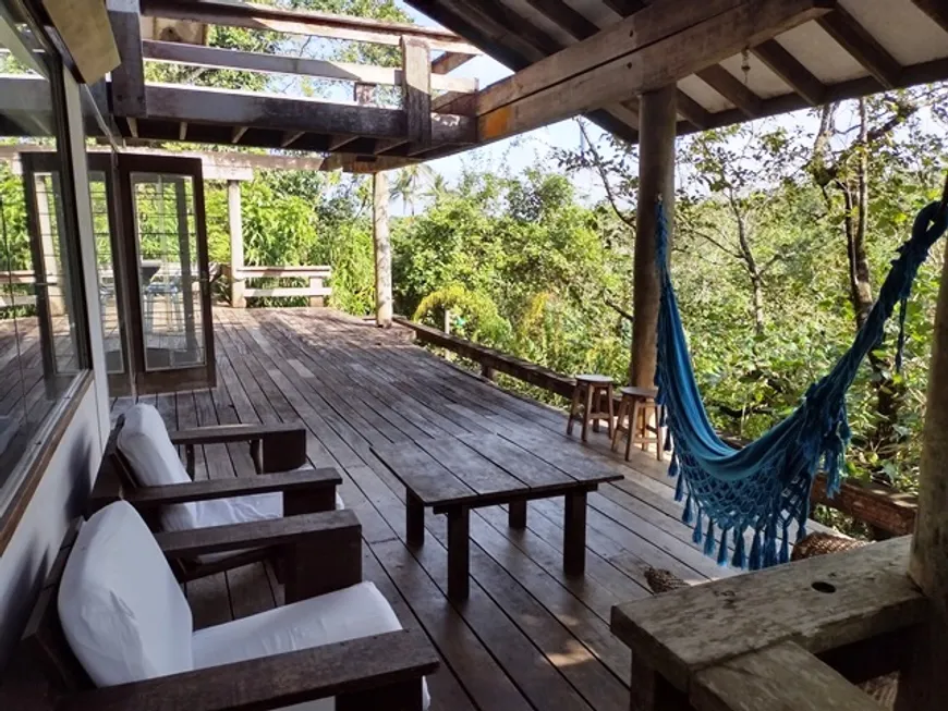 Foto 1 de Sobrado com 4 Quartos à venda, 209m² em Barra Do Sahy, São Sebastião