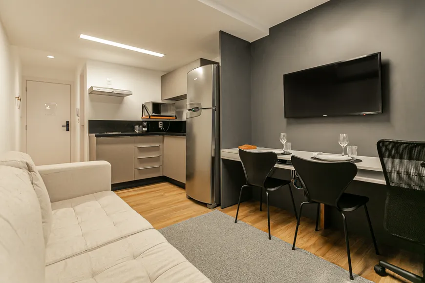 Foto 1 de Apartamento com 1 Quarto para alugar, 25m² em Centro, Florianópolis