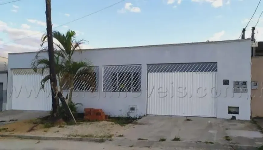 Foto 1 de Casa com 3 Quartos à venda, 150m² em Residencial Buriti, Senador Canedo