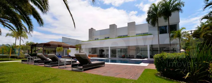 Foto 1 de Casa com 7 Quartos à venda, 1100m² em Balneário Praia do Perequê , Guarujá