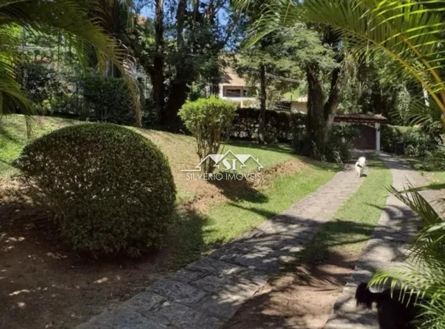 Foto 1 de Lote/Terreno à venda, 384m² em Itaipava, Petrópolis