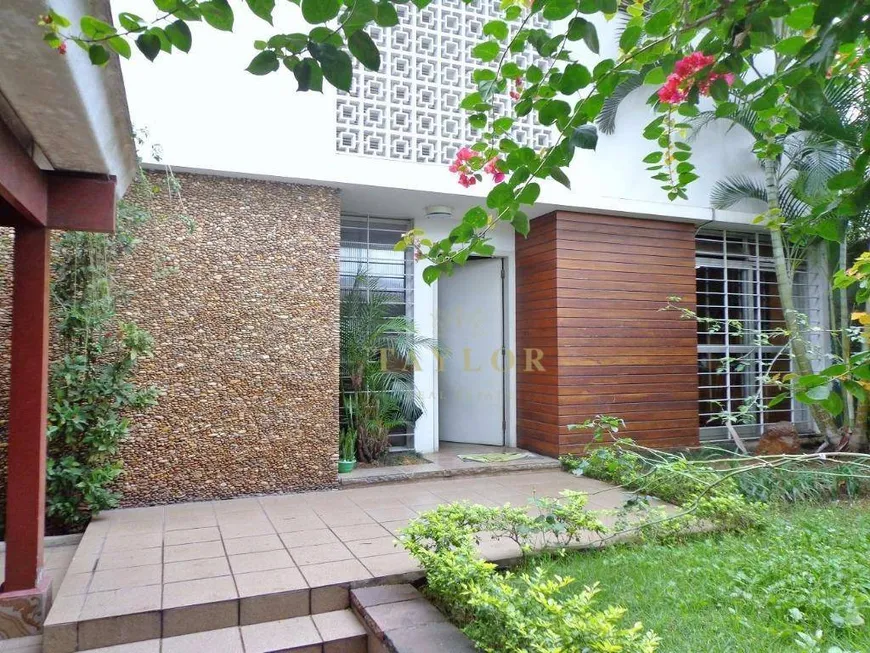 Foto 1 de Casa com 4 Quartos à venda, 540m² em Jardim Europa, São Paulo
