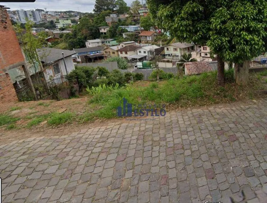 Foto 1 de Lote/Terreno à venda, 720m² em Universitário, Caxias do Sul