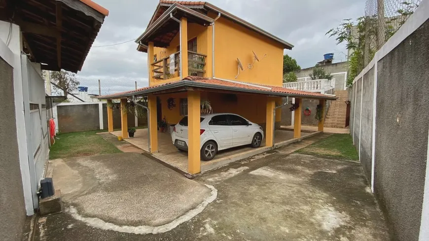 Foto 1 de Casa com 3 Quartos à venda, 420m² em Maracanã, Jarinu
