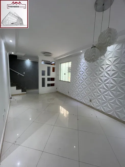 Foto 1 de Casa com 3 Quartos para alugar, 90m² em Irajá, Rio de Janeiro
