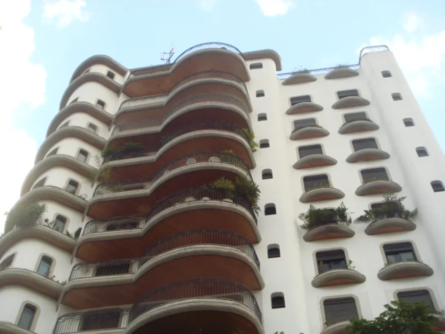 Foto 1 de Apartamento com 4 Quartos para venda ou aluguel, 253m² em Moema, São Paulo