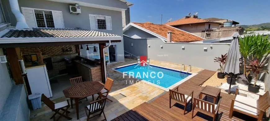 Foto 1 de Casa com 2 Quartos à venda, 197m² em Jardim Panorama, Valinhos