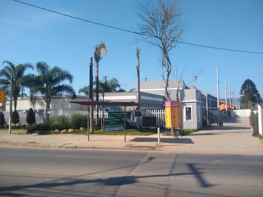 Foto 1 de Casa de Condomínio com 2 Quartos à venda, 57m² em Hípica, Porto Alegre