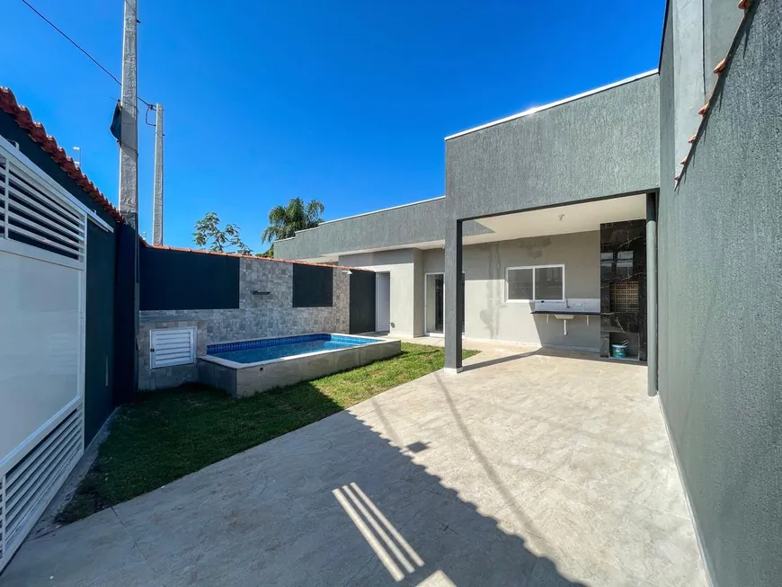 Foto 1 de Casa com 2 Quartos à venda, 75m² em Santa Terezinha, Itanhaém