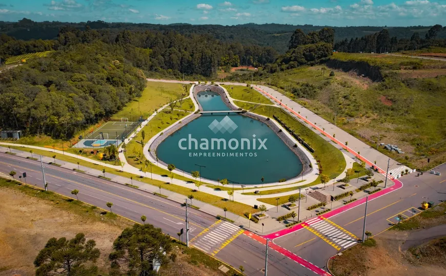 Foto 1 de Lote/Terreno à venda, 335m² em Parque dos Pinheiros, Flores da Cunha