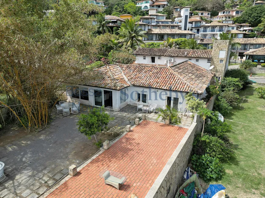 Foto 1 de Casa com 5 Quartos à venda, 400m² em Joao Fernandes, Armação dos Búzios