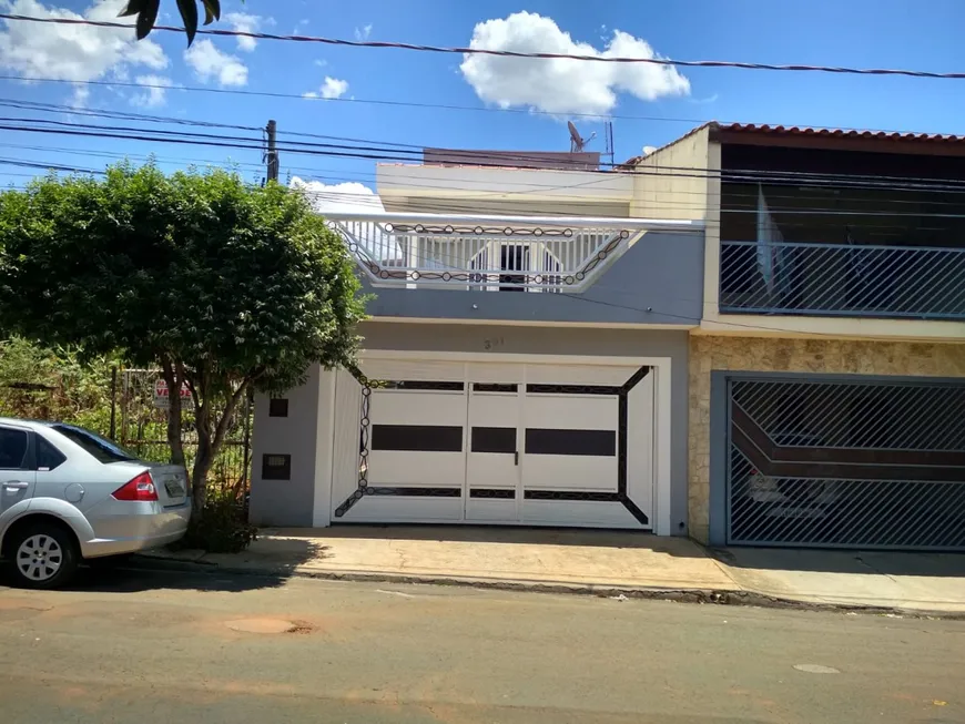 Foto 1 de Sobrado com 3 Quartos à venda, 220m² em Jardim Planalto, Salto