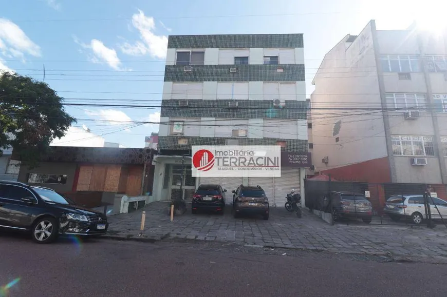 Foto 1 de Sala Comercial para venda ou aluguel, 28m² em Passo da Areia, Porto Alegre