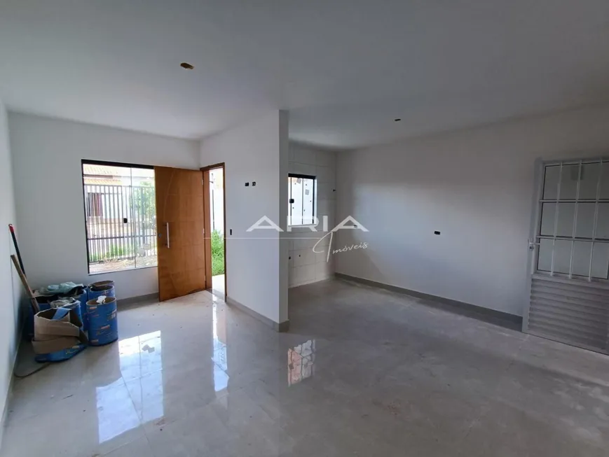 Foto 1 de Casa com 3 Quartos à venda, 75m² em Jardim Maria Luiza, Londrina