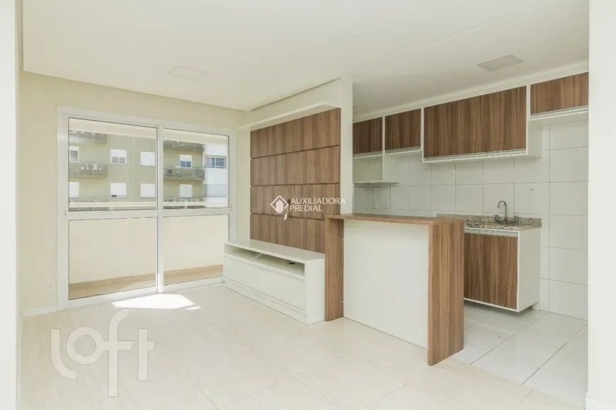 Foto 1 de Apartamento com 2 Quartos à venda, 67m² em Jardim Carvalho, Porto Alegre