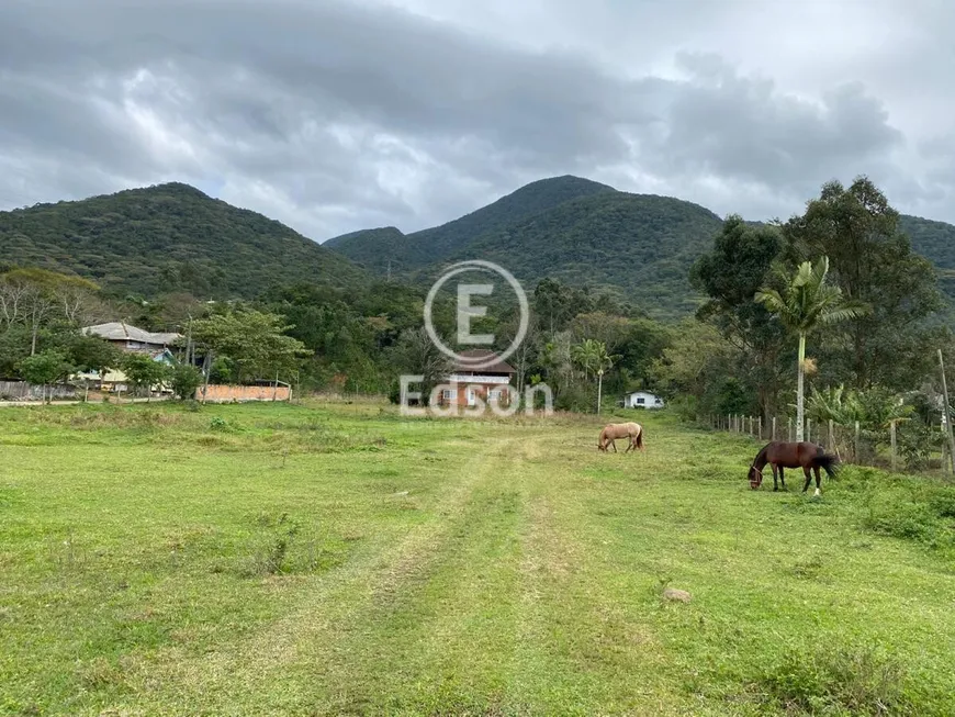 Foto 1 de Lote/Terreno à venda, 54346m² em Praia de Fora, Palhoça