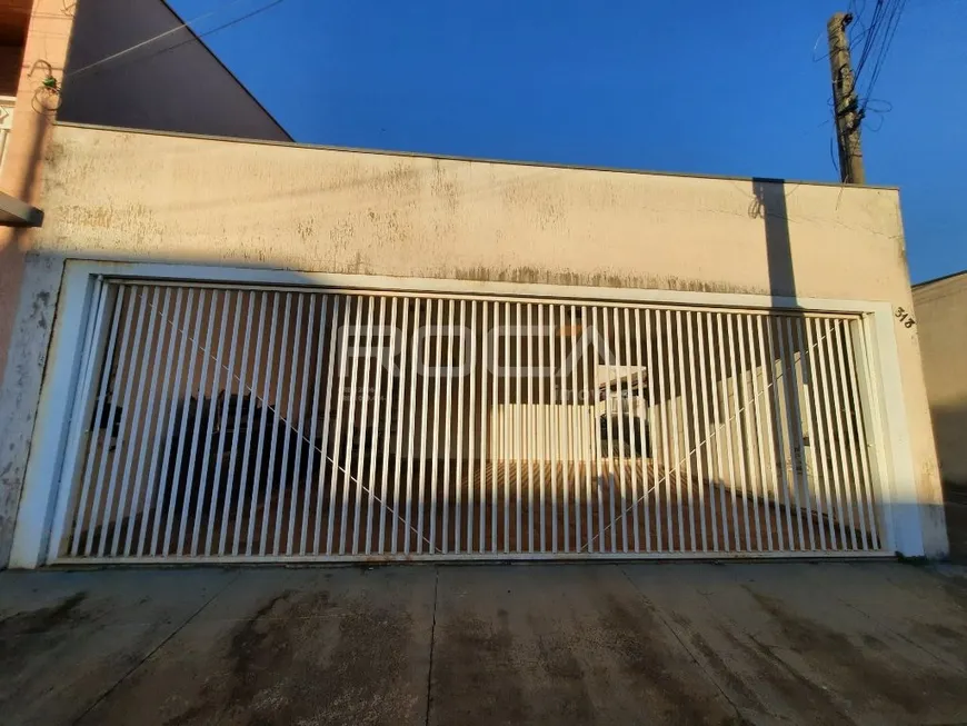 Foto 1 de Casa com 1 Quarto para alugar, 29m² em Recreio dos Bandeirantes, São Carlos