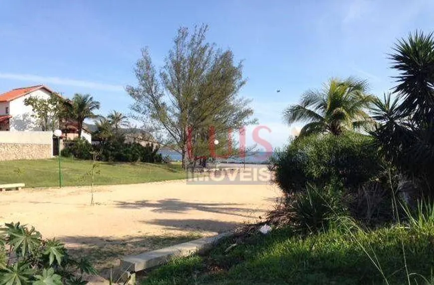 Foto 1 de Lote/Terreno à venda, 750m² em Camboinhas, Niterói